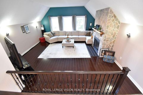 Photo 24 at 28 Valley Centre Drive, Rouge E11, Toronto