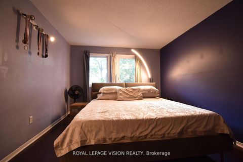 Photo 32 at 28 Valley Centre Drive, Rouge E11, Toronto