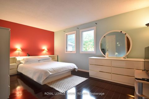 Photo 35 at 28 Valley Centre Drive, Rouge E11, Toronto