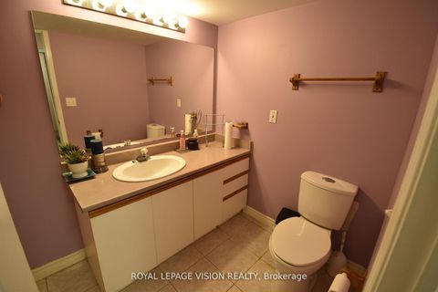 Photo 39 at 28 Valley Centre Drive, Rouge E11, Toronto