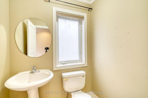 Photo 16 at 20 Seiffer Crescent, Jefferson, Richmond Hill