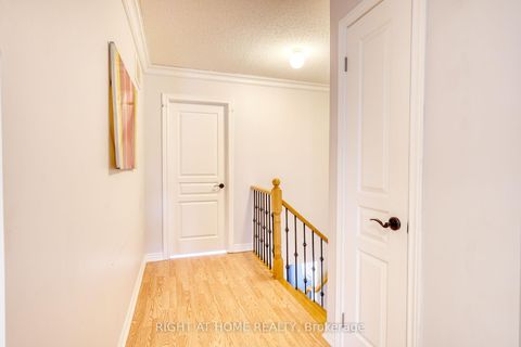 Photo 18 at 20 Seiffer Crescent, Jefferson, Richmond Hill