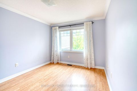 Photo 23 at 20 Seiffer Crescent, Jefferson, Richmond Hill