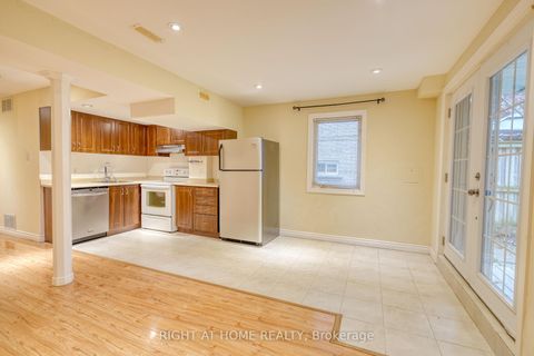 Photo 28 at 20 Seiffer Crescent, Jefferson, Richmond Hill