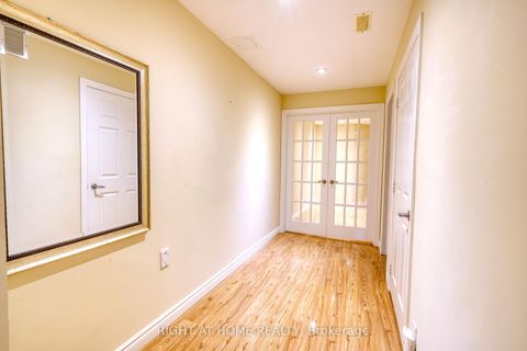 Photo 30 at 20 Seiffer Crescent, Jefferson, Richmond Hill