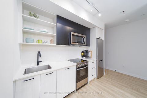 Photo 7 at 118 - 2300 St Clair Avenue W, Junction Area, Toronto