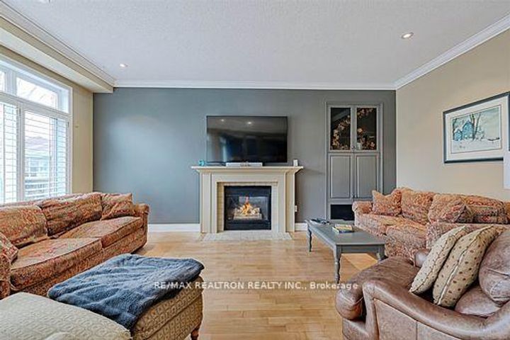 Photo 8 at 870 Shadrach Drive, Wyndham, Newmarket