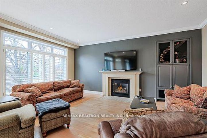 Photo 10 at 870 Shadrach Drive, Wyndham, Newmarket