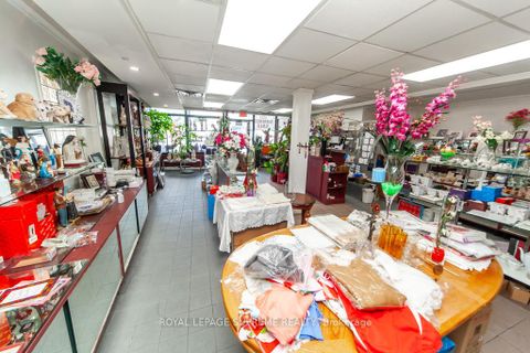 Photo 4 at 529 Rogers Road, Eglinton West, Toronto Photo 4 at 529 Rogers Road, Eglinton West, Toronto