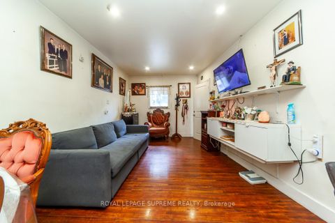 Photo 9 at 529 Rogers Road, Eglinton West, Toronto