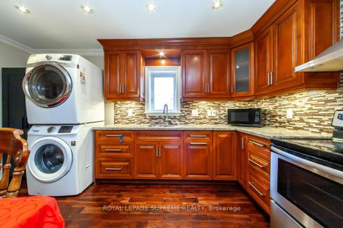 Photo 26 at 529 Rogers Road, Eglinton West, Toronto