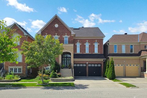 Photo 0 at 24 Gannett Drive, Jefferson, Richmond Hill