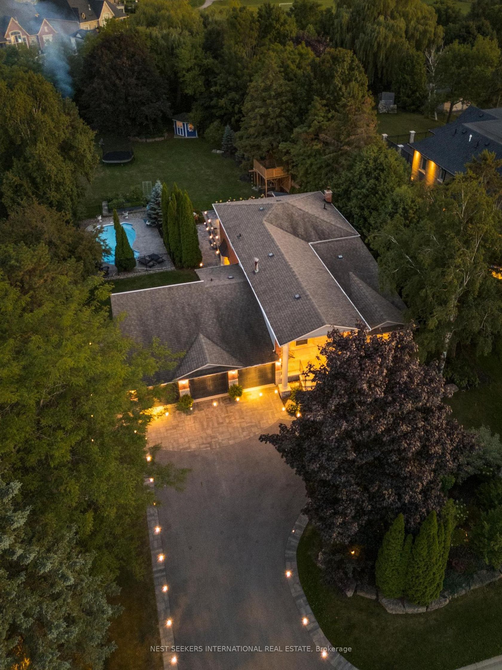 51 Ellis Avenue, Nobleton, King 