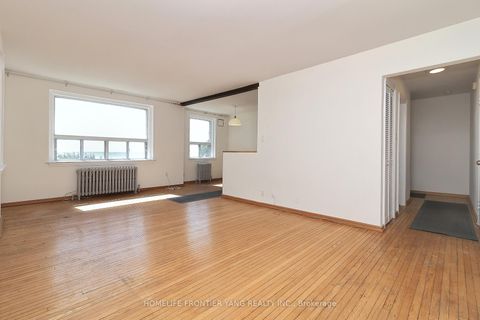 Photo 2 at 21 - 2697 Lake Shore Boulevard W, Mimico, Toronto