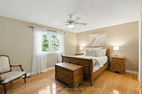Photo 17 at 252 Mississauga Street, BR Bronte, Oakville