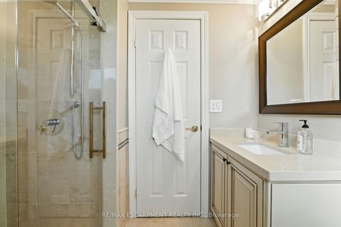 Photo 25 at 252 Mississauga Street, BR Bronte, Oakville