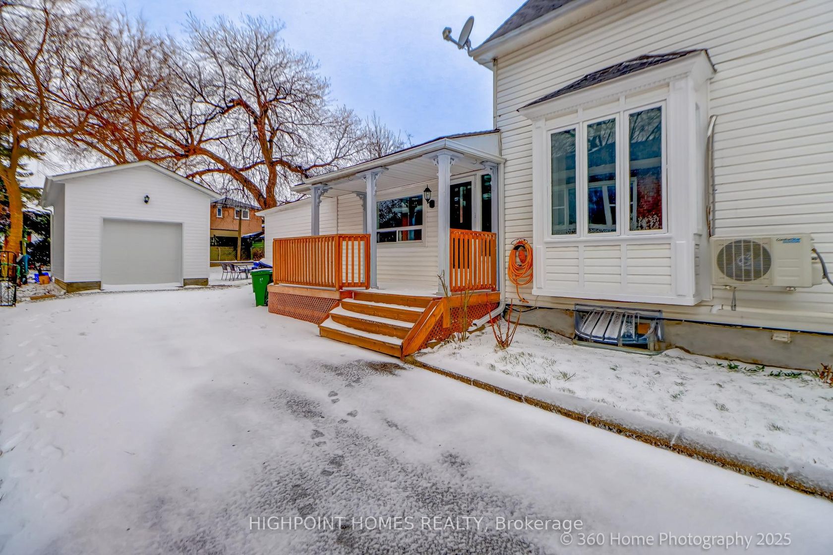 50 South Woodrow Boulevard, Cliffside, Toronto 