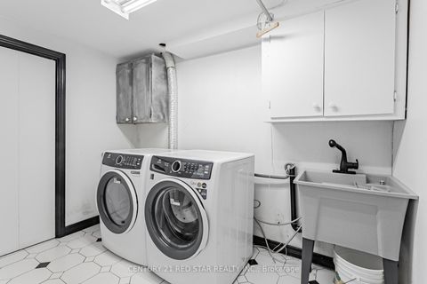 Photo 34 at 56 Silverthorne Bush Drive, Markland Wood, Toronto