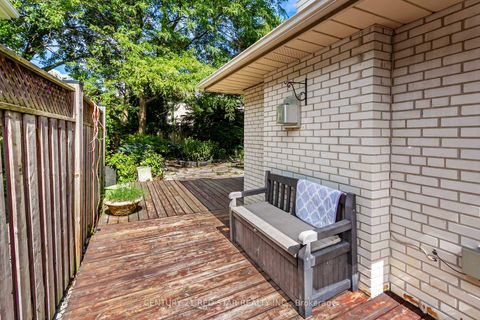 Photo 36 at 56 Silverthorne Bush Drive, Markland Wood, Toronto