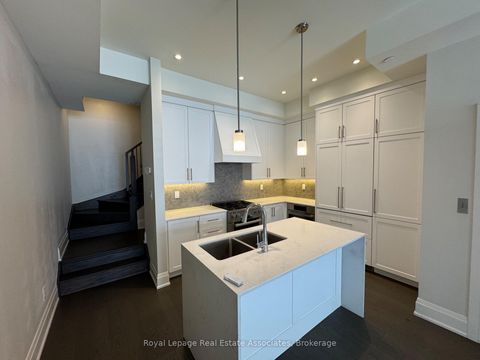 Photo 12 at 10 - 95 Brookfield Road, CO Central, Oakville