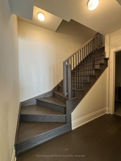 Photo 13 at 10 - 95 Brookfield Road, CO Central, Oakville
