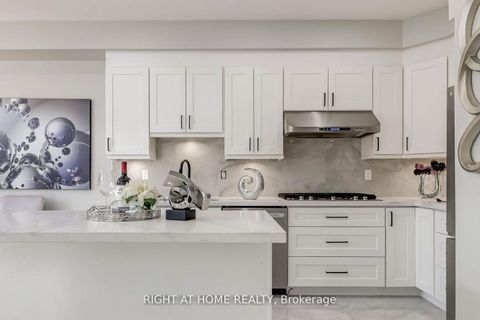 Photo 18 at 22 Garneau Street, Vaughan Grove, Vaughan