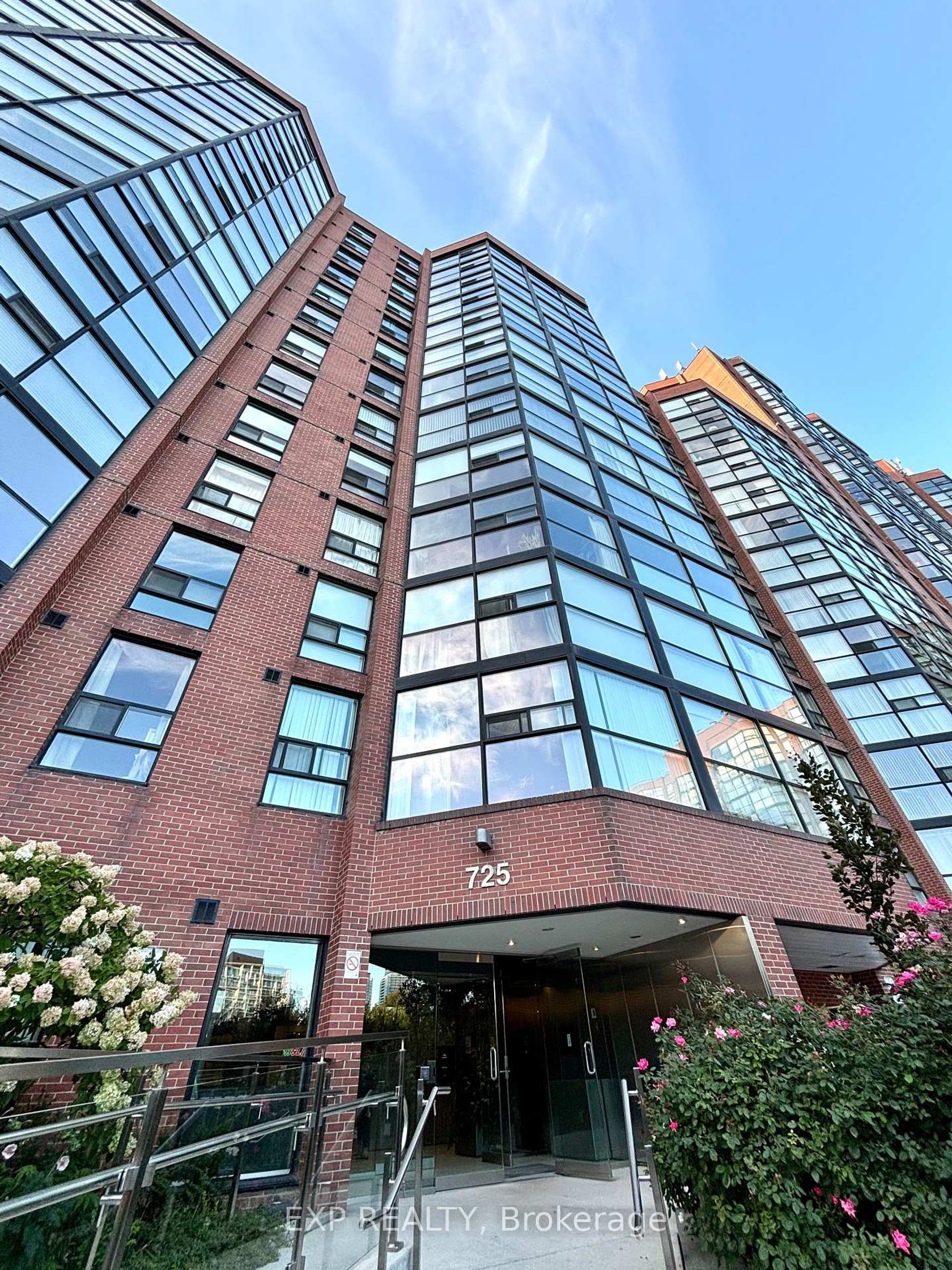 705 - 725 King Street W, Niagara, Toronto 