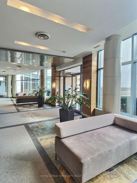 Photo 8 at 1112 - 228 Queens Quay W, Waterfront Communities C1, Toronto