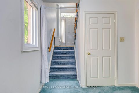 Photo 31 at 26 - 2051 MERCHANTS Gate, GA Glen Abbey, Oakville