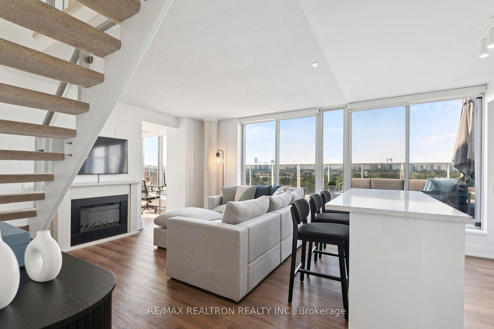 901 - 1040 The Queensway Avenue, City Centre West, Toronto 
