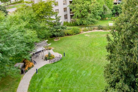 Photo 5 at 708 - 1403 Royal York Road, Humber Heights, Toronto