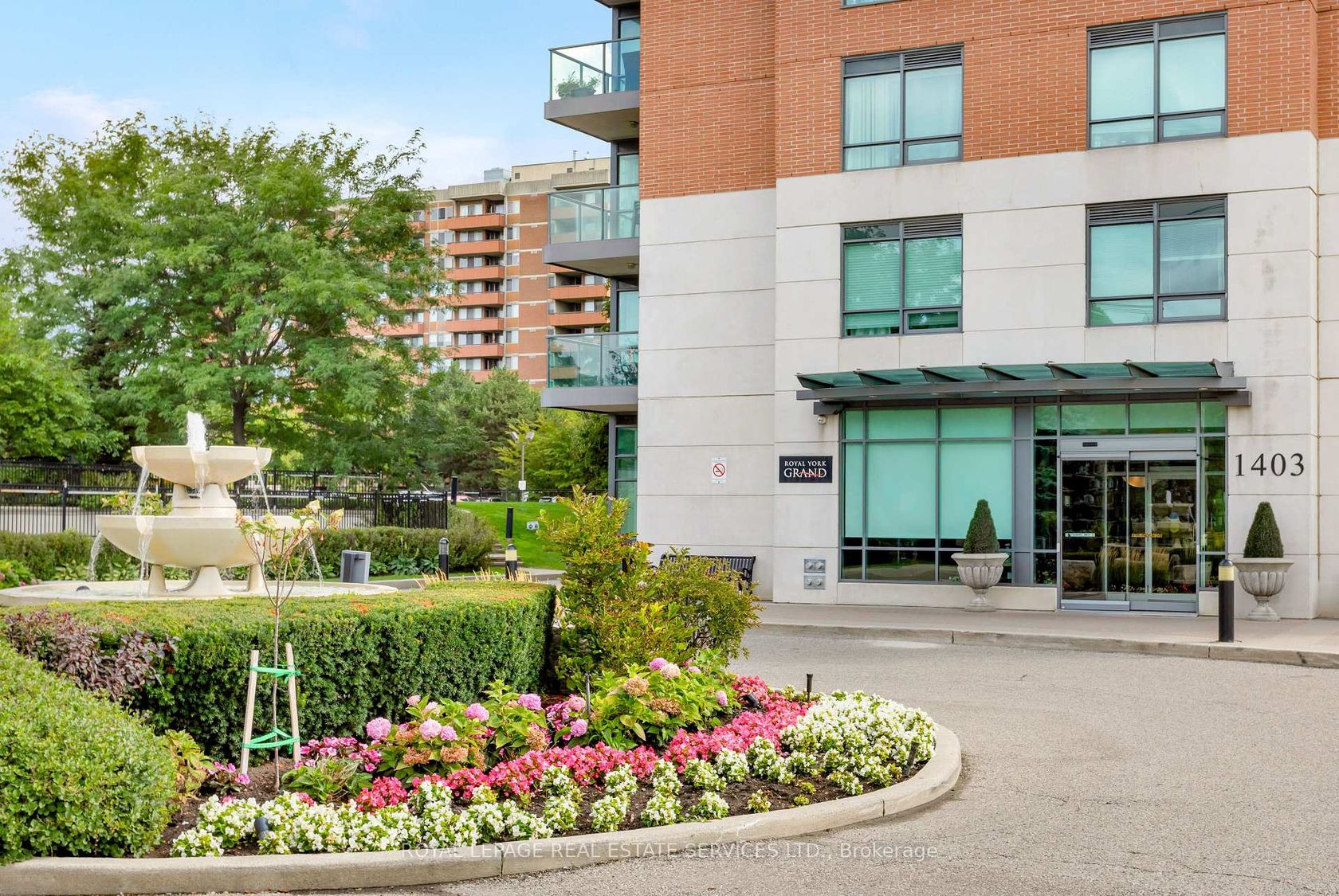 708 - 1403 Royal York Road, Humber Heights, Toronto 