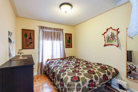 Photo 12 at 111 Deerwood Crescent, Oak Ridges, Richmond Hill