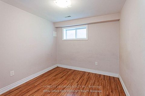Photo 19 at 111 Deerwood Crescent, Oak Ridges, Richmond Hill