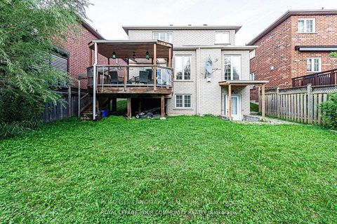 Photo 22 at 111 Deerwood Crescent, Oak Ridges, Richmond Hill