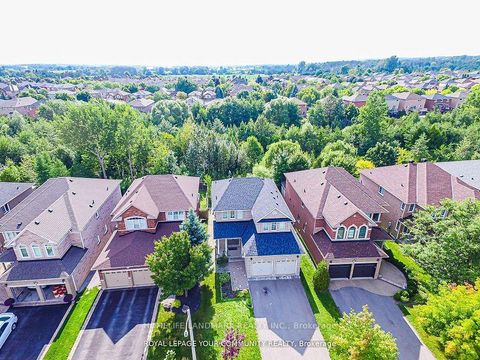 Photo 24 at 111 Deerwood Crescent, Oak Ridges, Richmond Hill