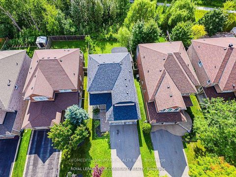 Photo 26 at 111 Deerwood Crescent, Oak Ridges, Richmond Hill
