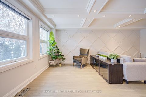 Photo 8 at 48 Coldstream Crescent, Devonsleigh, Richmond Hill
