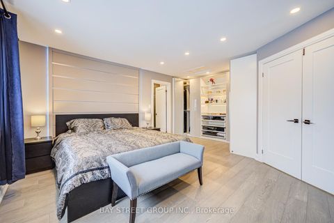 Photo 23 at 48 Coldstream Crescent, Devonsleigh, Richmond Hill