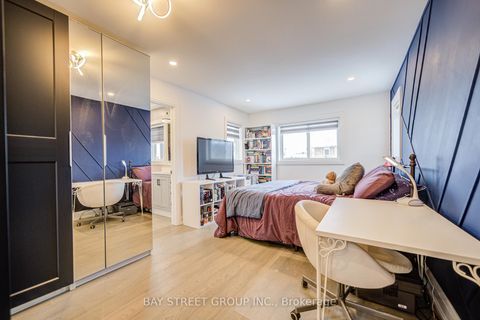 Photo 34 at 48 Coldstream Crescent, Devonsleigh, Richmond Hill