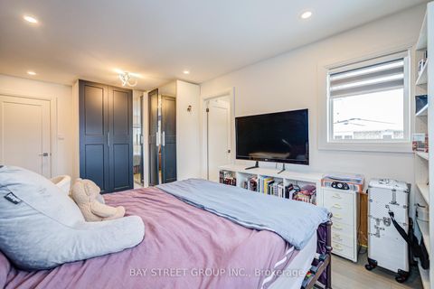 Photo 37 at 48 Coldstream Crescent, Devonsleigh, Richmond Hill