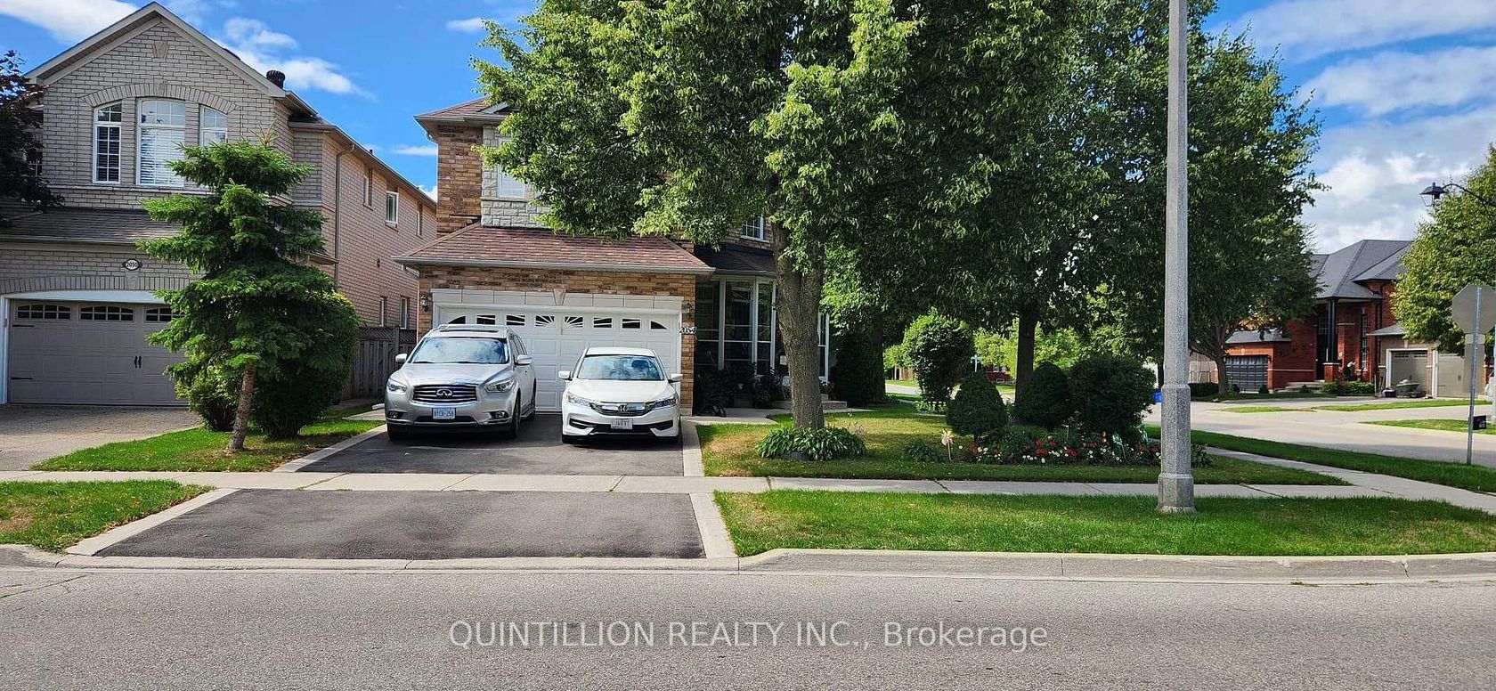 2054 Bloomfield Drive, WT West Oak Trails, Oakville 