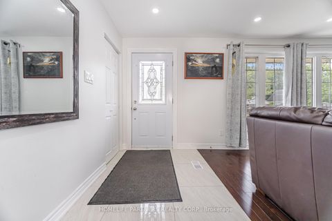 Photo 3 at 54 Fordwich Crescent, Kipling, Toronto