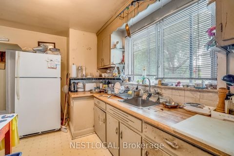 Photo 7 at 37 Enfield Avenue, Alderwood, Toronto