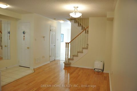 Photo 3 at 46 Baffin Court, Langstaff, Richmond Hill Photo 3 at 46 Baffin Court, Langstaff, Richmond Hill