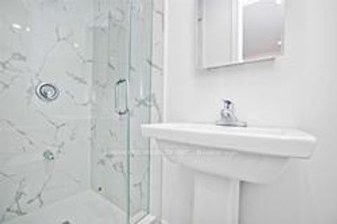 Photo 22 at 401 Longmore Street, Willowdale East, Toronto
