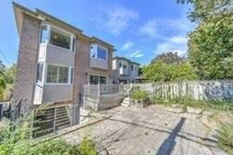 Photo 26 at 401 Longmore Street, Willowdale East, Toronto