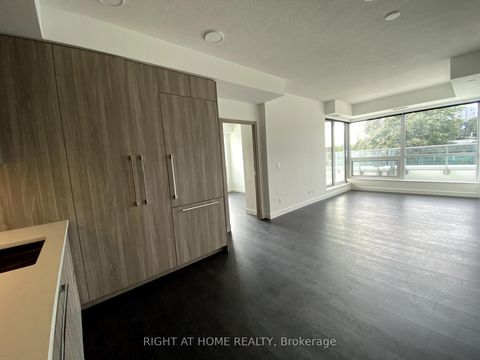 Photo 6 at 606 - 25 McMahon Drive, Bayview Village, Toronto