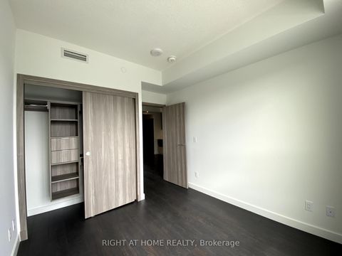 Photo 13 at 606 - 25 McMahon Drive, Bayview Village, Toronto
