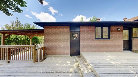 Photo 33 at 38 Cresthaven Drive, Hillcrest Village, Toronto